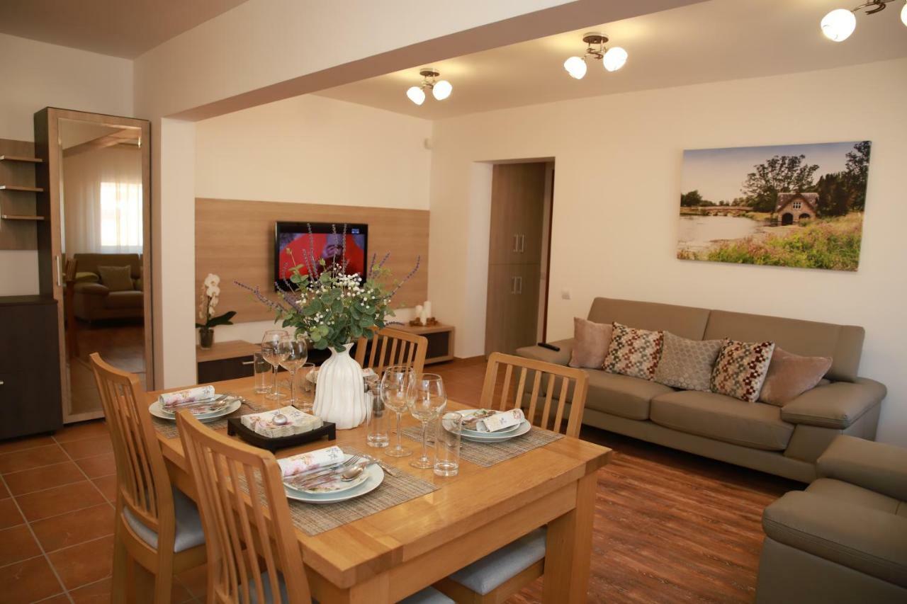 Cozy Apartment In Брашов Экстерьер фото